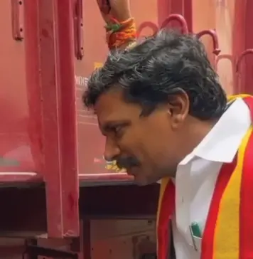 தவெக எம்எல்ஏ ஜி சரவணனின் லாரி சர்ச்சை